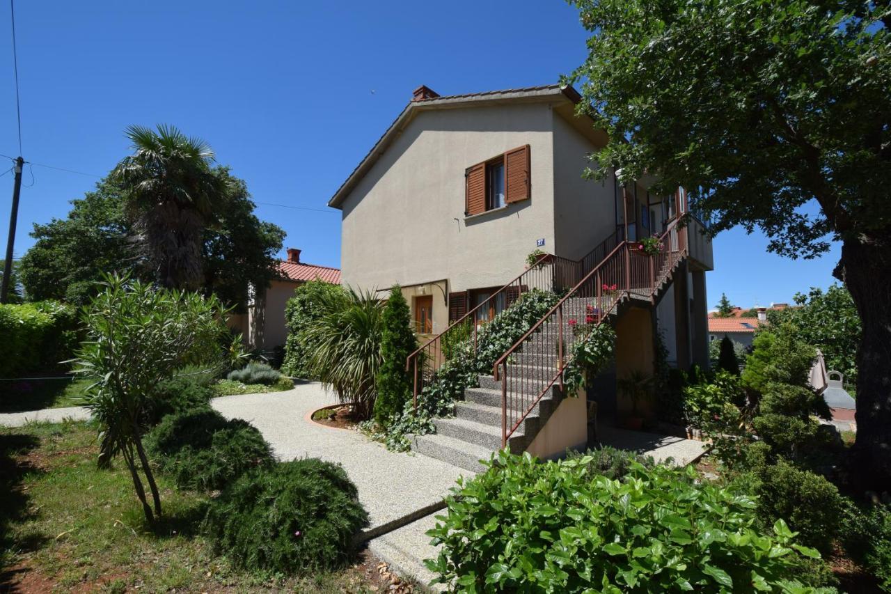 Apartment Jelka Малинска Экстерьер фото